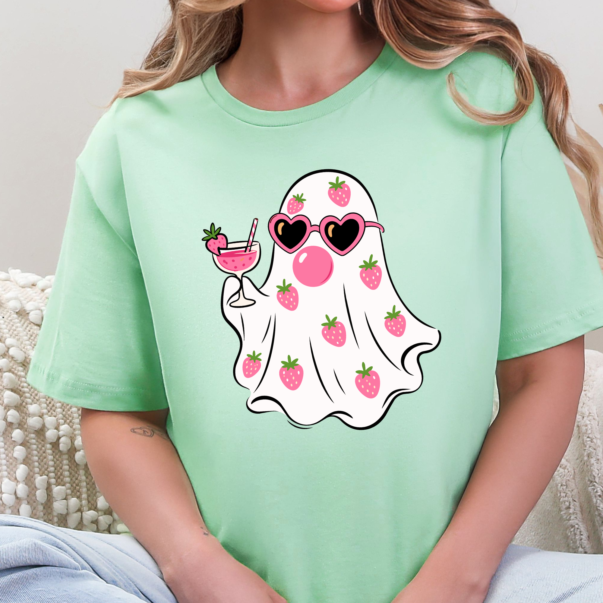 Strawberry Ghost Graphic Tee - Mint
