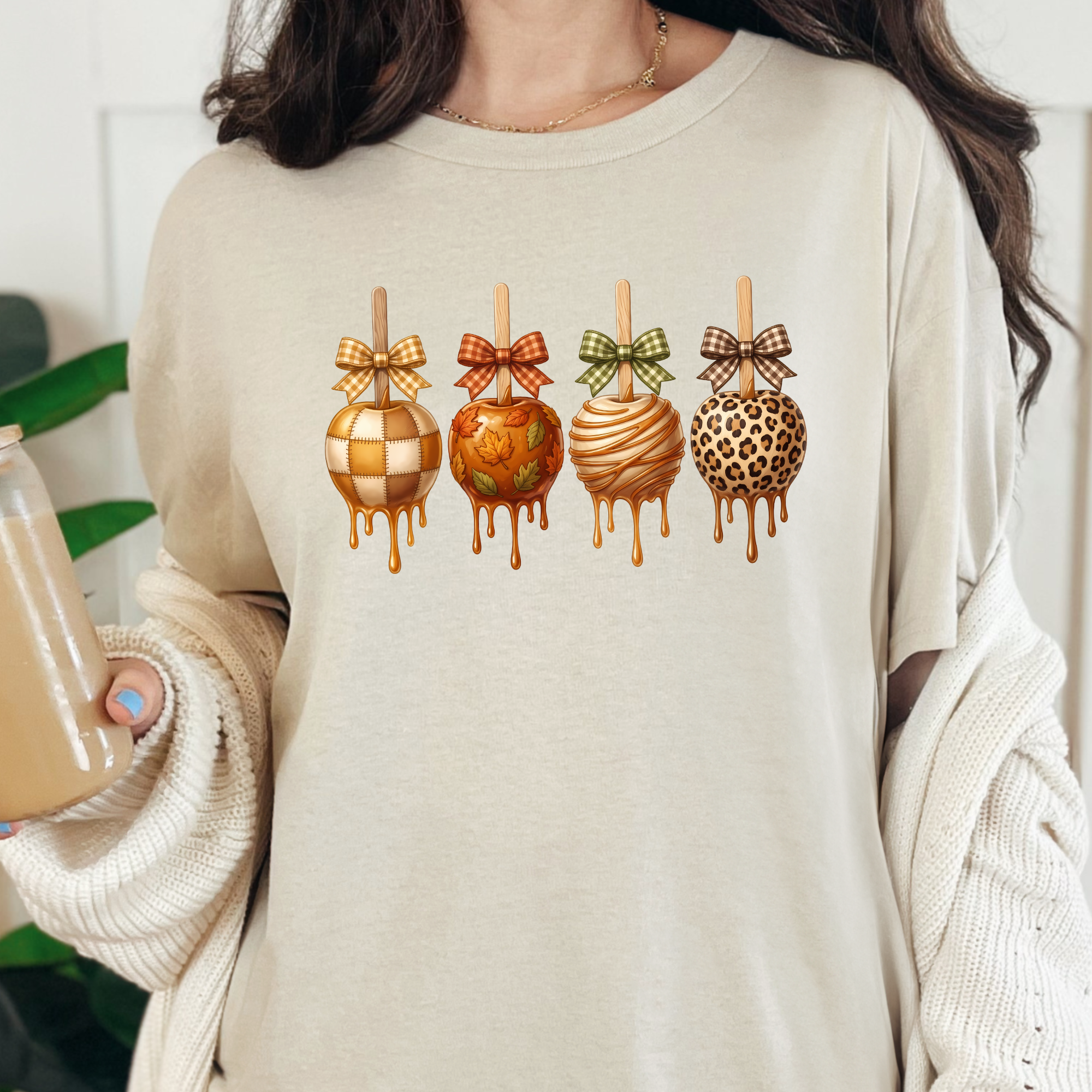 Fall Caramel Apples Graphic Tee - Natural